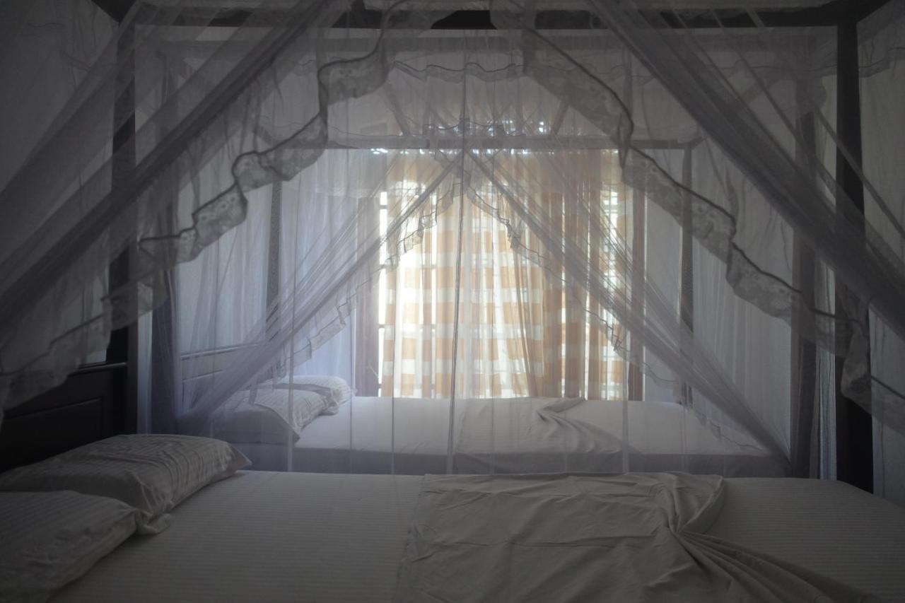 Wh Beach Resort Weligama Exterior photo
